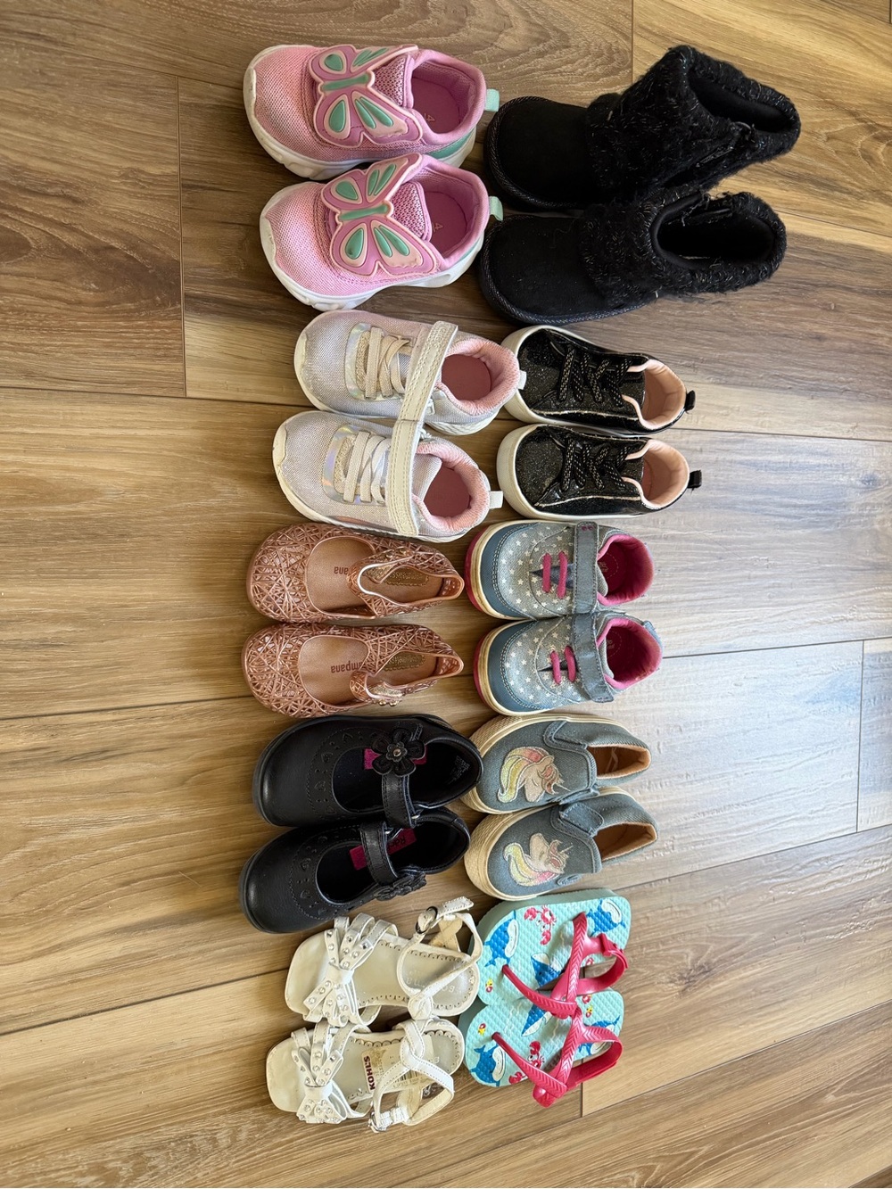 Toddler girl shoe lot 10 pairs name brands size 4t and 5t